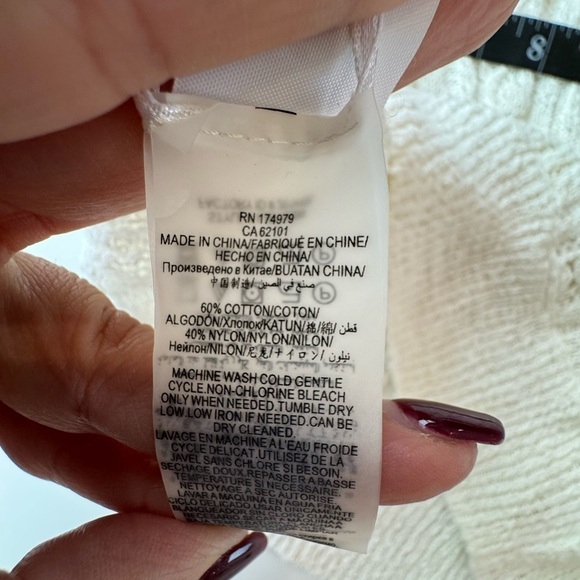 BCBG MaxAzria Mixed Stitch Spring sweater
Milky White Size XS - Picture 4 of 6